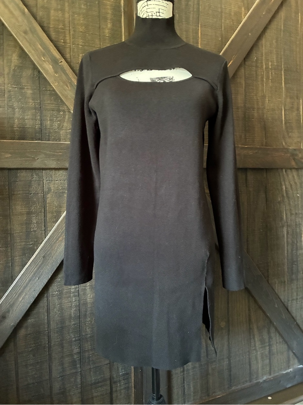 Cable & Gauge Black Long Sleeve Cutout Knit Dress